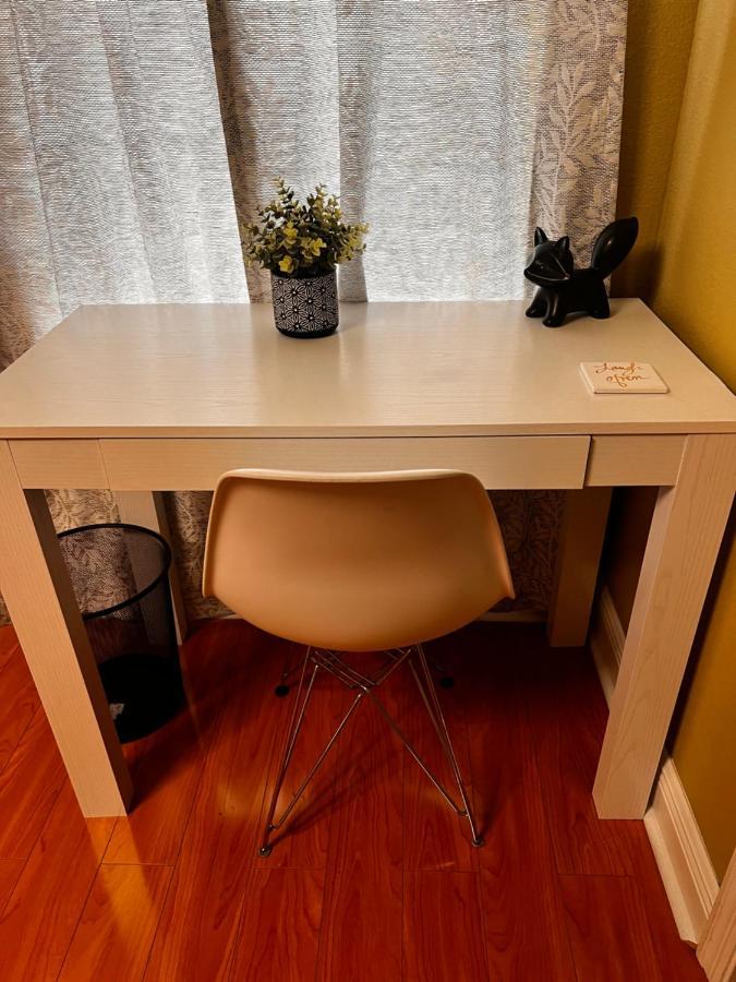 Spotless Guest Room With Shared Bathroom Orlando Exteriér fotografie